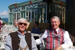 Landzeit-Terrasse - Hubert und Wasti